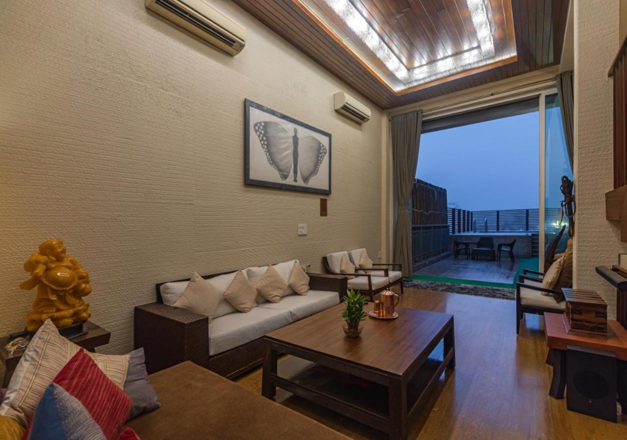 Saffronstays Urja, Lonavala - Private Villa With 2 Pools, Spa Room, Private Elevator & Waterfall Luaran gambar